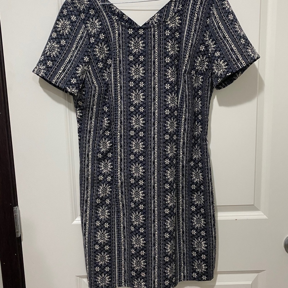 Hollister Black Design Dress